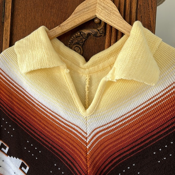 Vtg 1970s Mexican Blanket Aztec Print Red Poncho - Picture 2 of 3